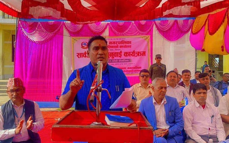 चितवनको रत्ननगरका मेयर सापकोटाले सरकारी गाडी नचढ्ने घोषणा