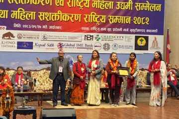 उद्धारकर्मी खड्का सम्मानित