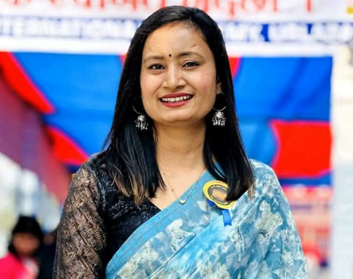 कविता – आशा अझै मरेको छैन !