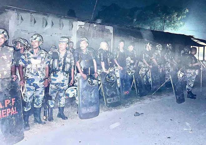 सप्तरीको राजविराजका विभिन्न क्षेत्रमा अनिश्चितकालीन कर्फ्यु